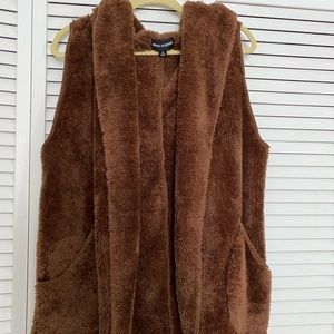 Zenana Outfitters light weight fleece vest